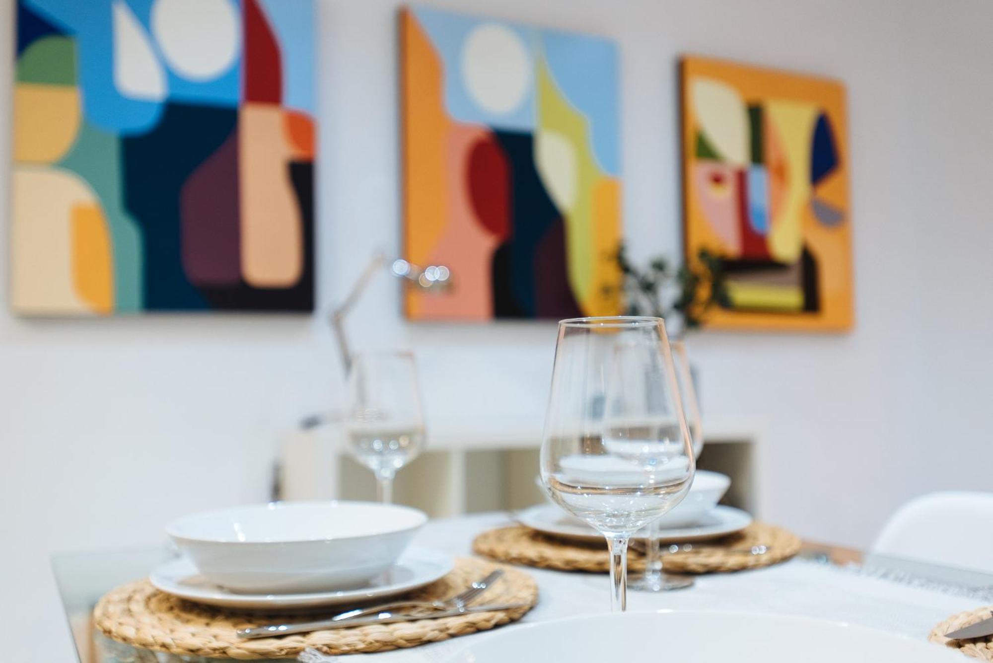 Holi-rent Lanza * Seville